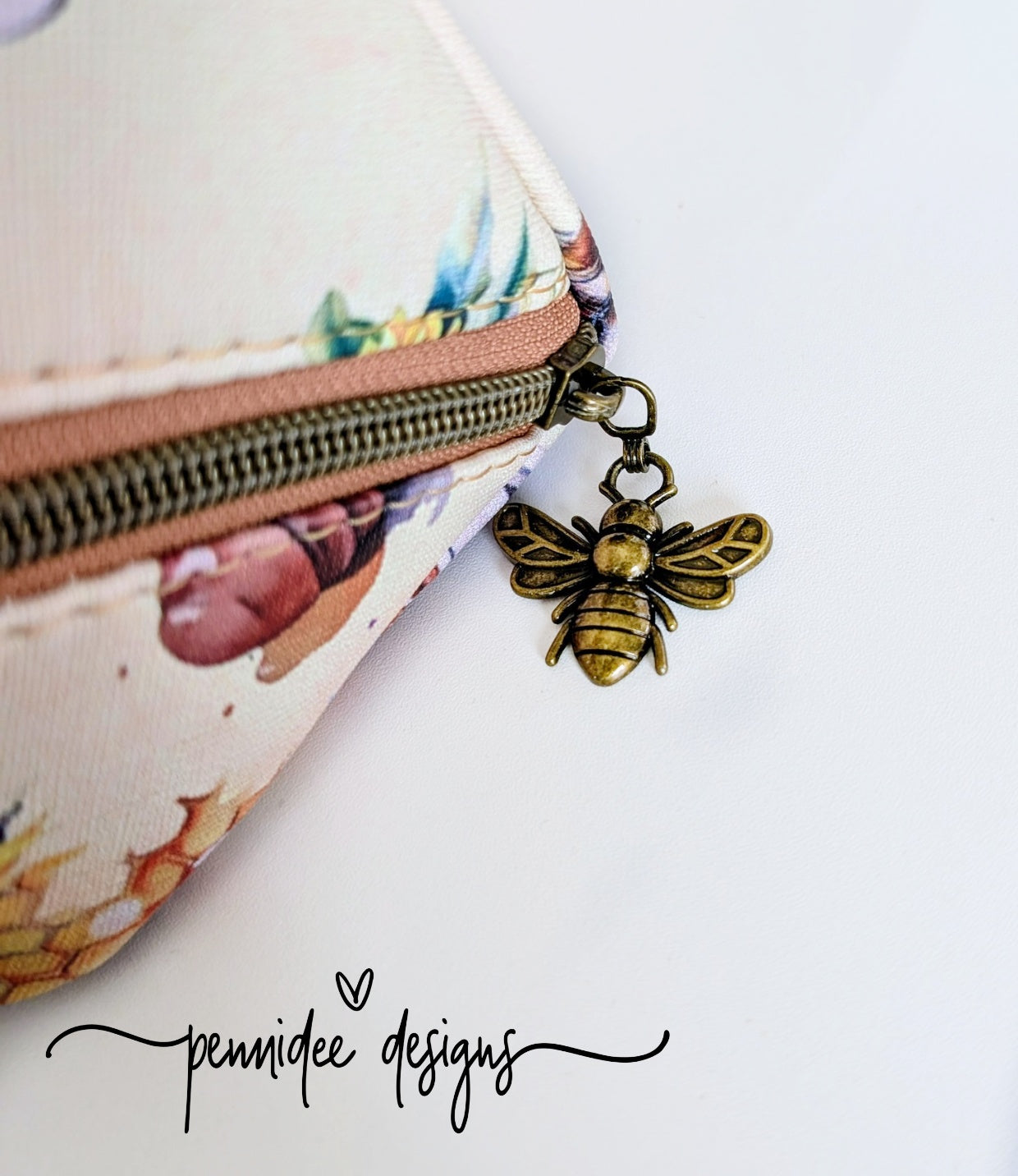 Calliope Toiletry Bag - Bees & Honey