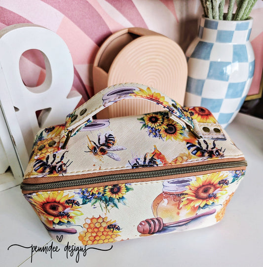 Calliope Toiletry Bag - Bees & Honey